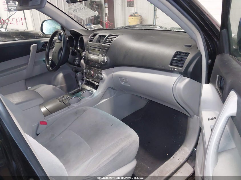 2012 Toyota Highlander Base V6