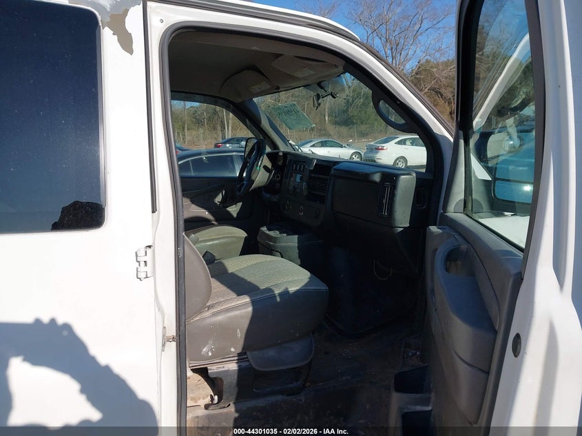 2010 Chevrolet Express 2500 Work Van