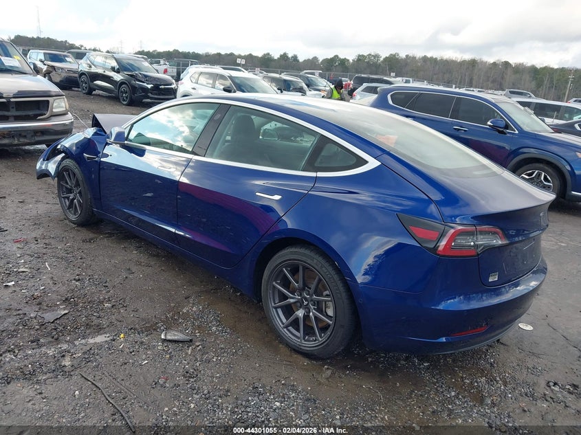 2018 Tesla Model 3 Long Range/Mid Range