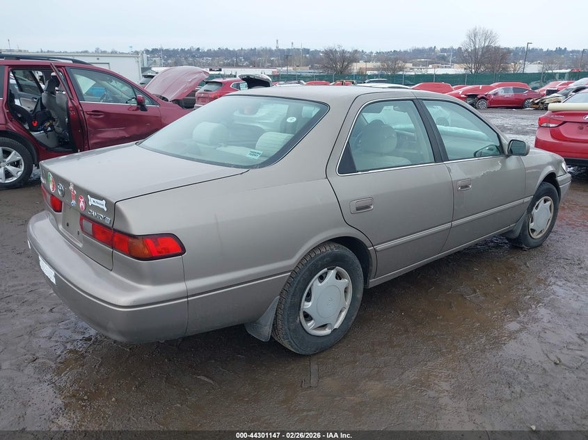 1999 Toyota Camry Ce