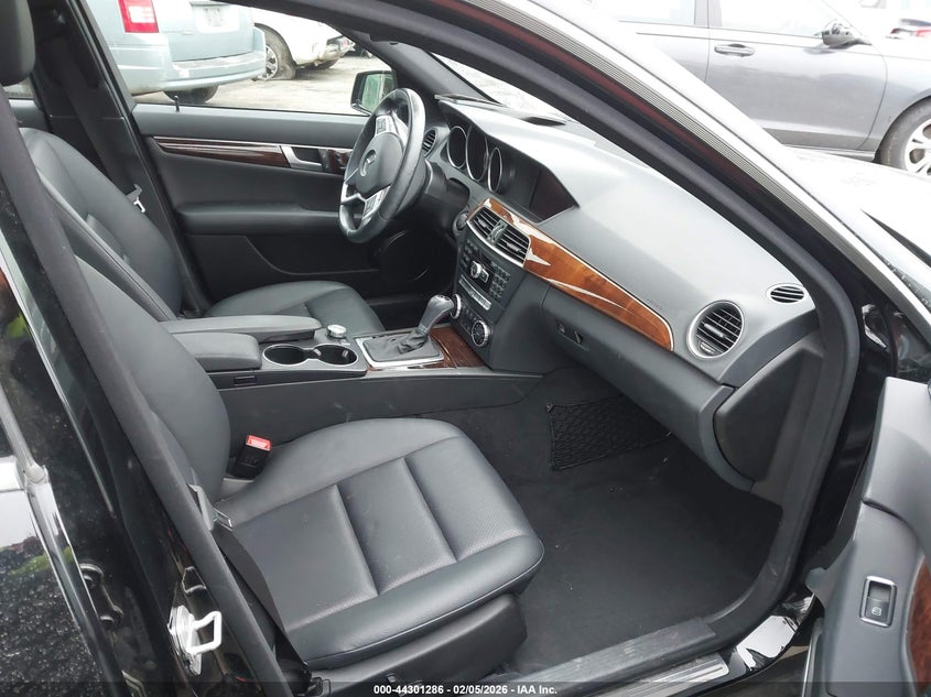 2014 Mercedes-Benz C-Class C 250 Sport