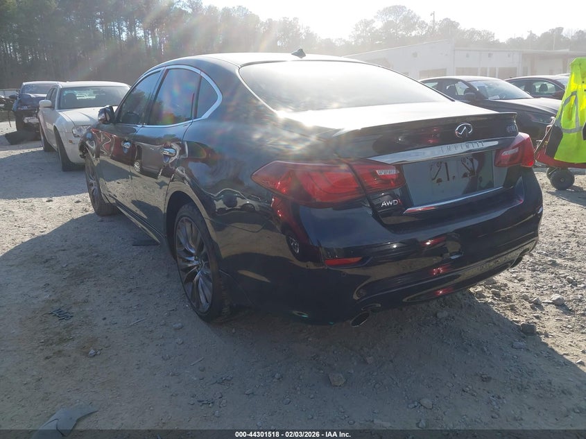 2019 Infiniti Q70 3.7X Luxe