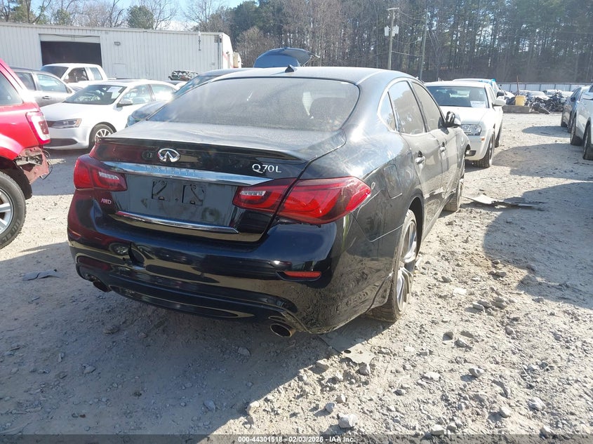 2019 Infiniti Q70 3.7X Luxe