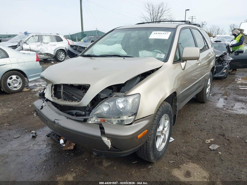 JT6HF10U5Y0142213 2000 Lexus Rx 300 photo 1