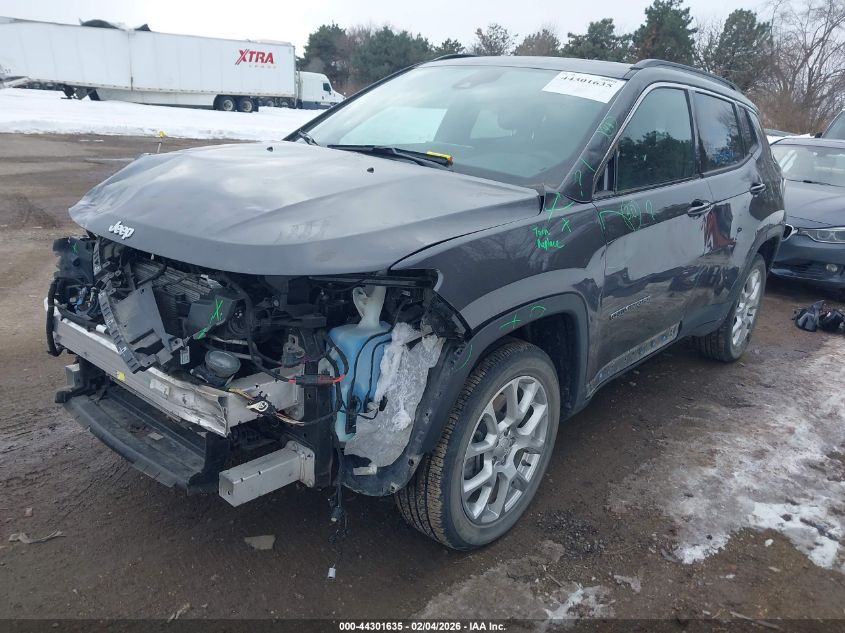 2023 Jeep Compass Latitude Lux Fwd
