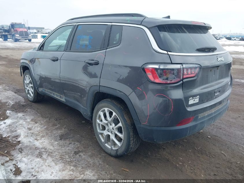 2023 Jeep Compass Latitude Lux Fwd