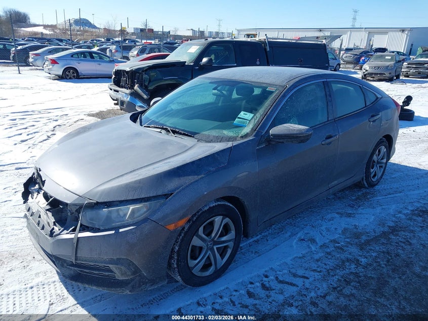 VIN 2HGFC2F5XHH557927 2017 HONDA CIVIC LX