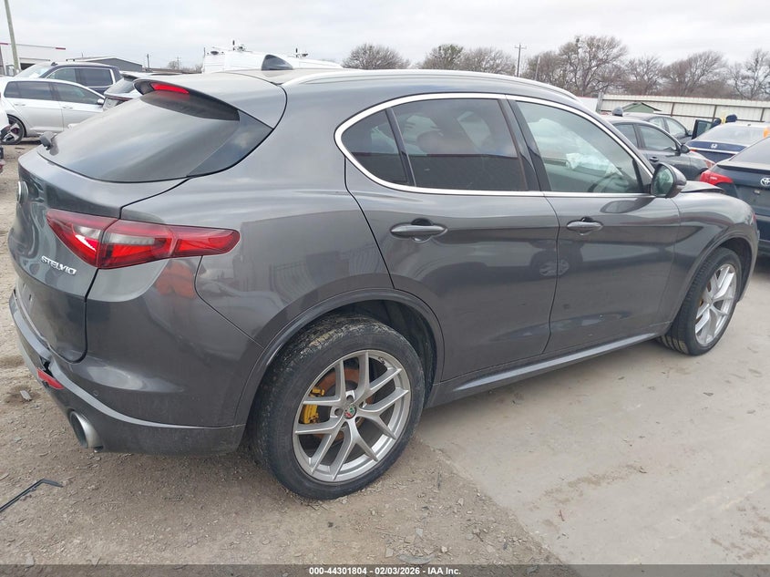 2021 Alfa Romeo Stelvio Ti Awd