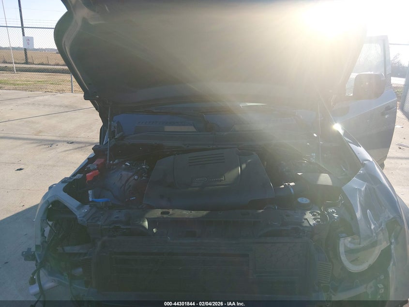 2025 Land Rover Defender 110 P300 VIN: SALEJ7EX4S2448971 Lot: 44301844