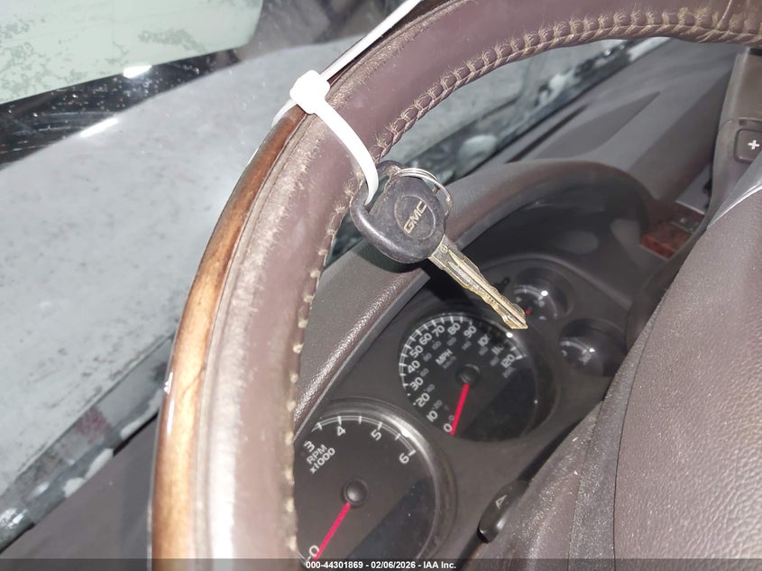 2008 GMC Yukon Denali VIN: 1GKFK63878J236051 Lot: 44301869