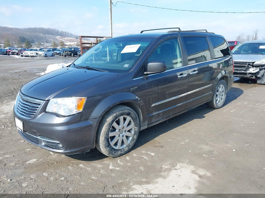 2015 Chrysler Town & Country Touring