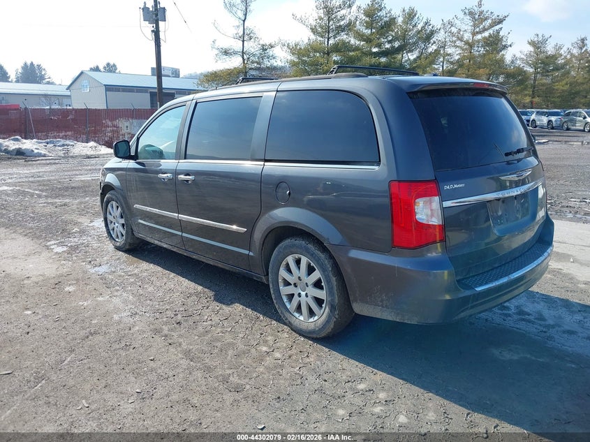 2015 Chrysler Town & Country Touring