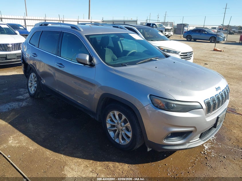 2019 JEEP CHEROKEE LATITUDE FWD