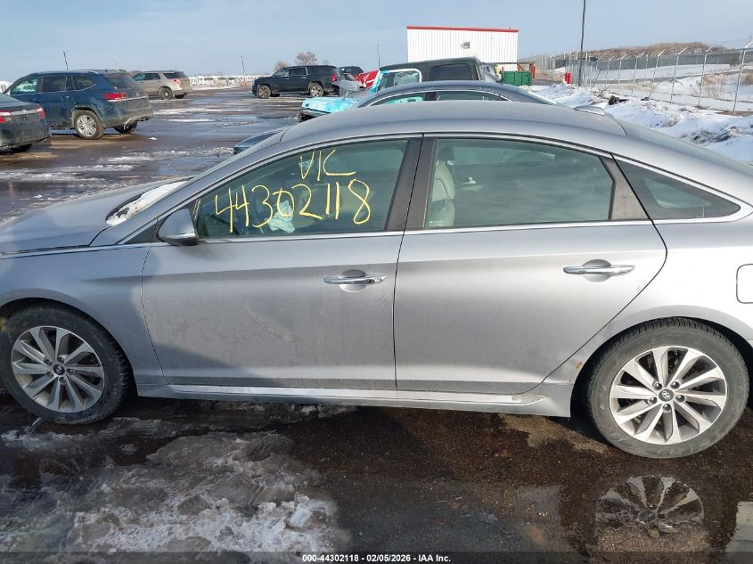 2015 Hyundai Sonata Sport VIN: 5NPE34AF4FH245855 Lot: 44302118