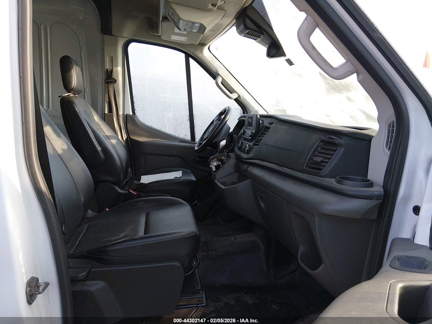 2023 Ford Transit-250