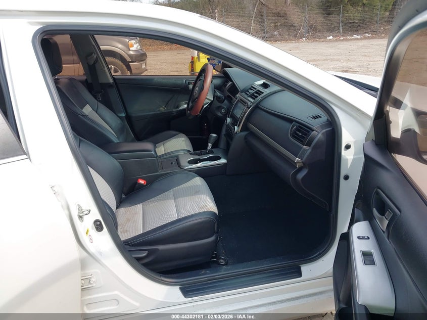 2014 Toyota Camry Se