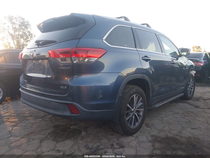 2019 Toyota Highlander Hybrid Xle