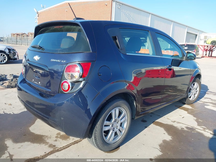 2016 Chevrolet Sonic Lt Auto