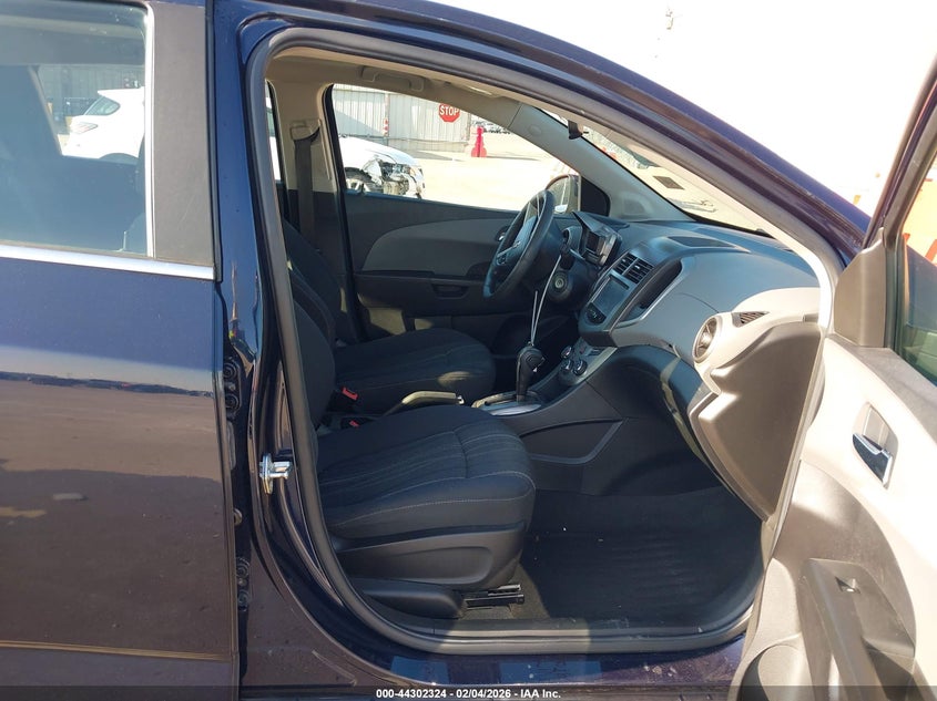 2016 Chevrolet Sonic Lt Auto