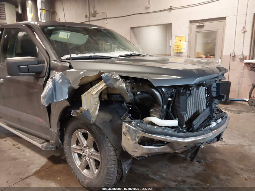 VIN 1FTFW3L86SKE20140 2025 FORD F-150 XLT
