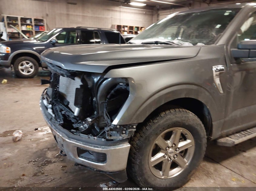 VIN 1FTFW3L86SKE20140 2025 FORD F-150 XLT