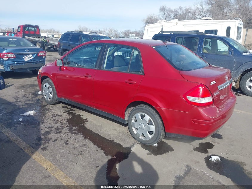 2010 Nissan Versa 1.8S
