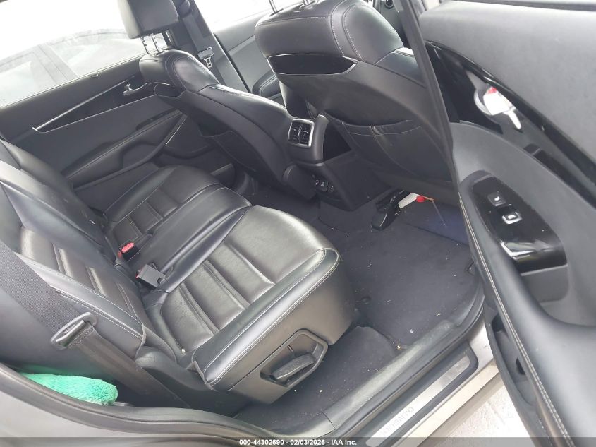 2018 Kia Sorento 3.3L Sxl VIN: 5XYPK4A50JG386411 Lot: 44302690