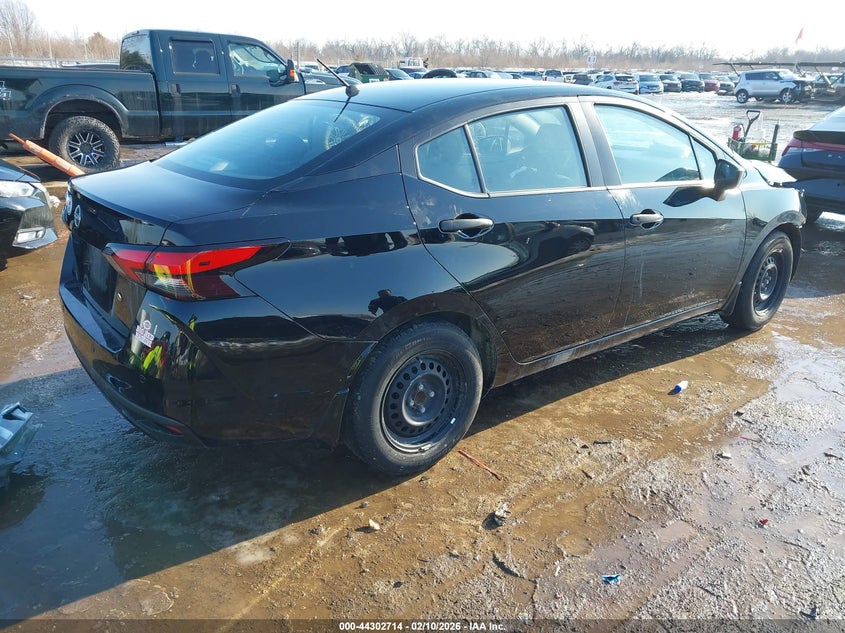 2024 Nissan Versa 1.6 S