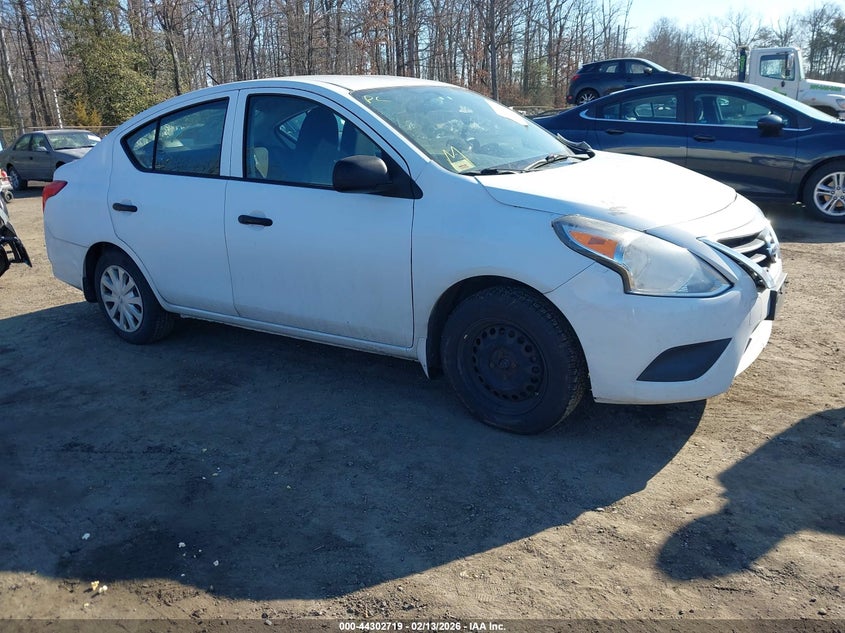 2015 Nissan Versa 1.6 S