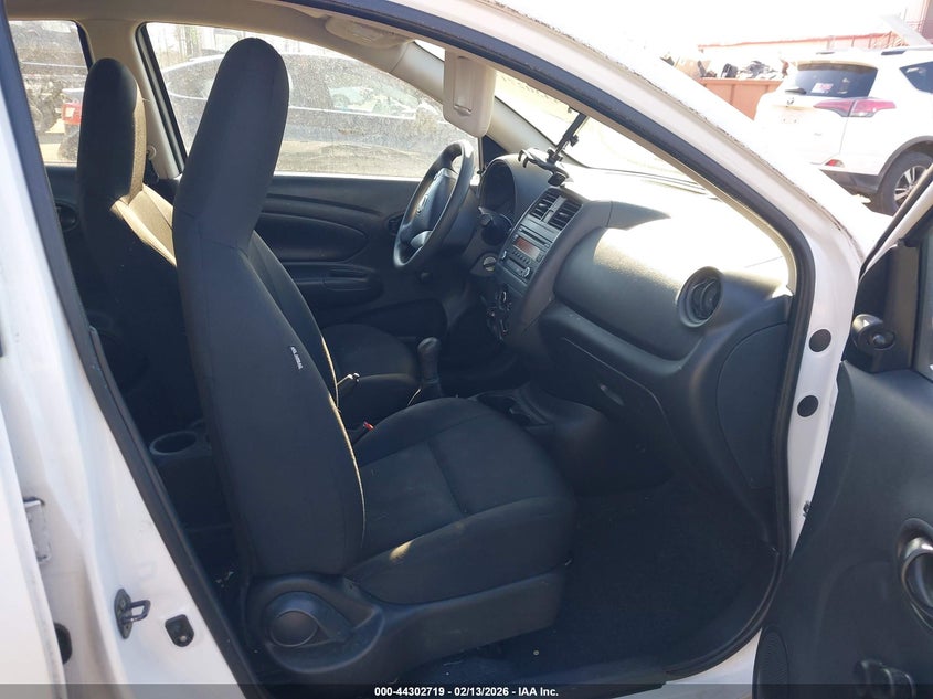 2015 Nissan Versa 1.6 S