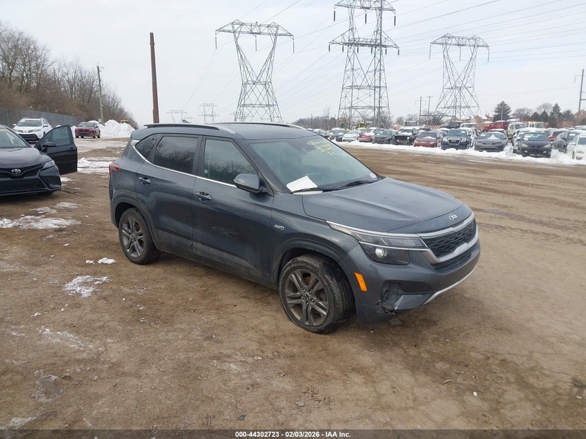 2021 KIA SELTOS S