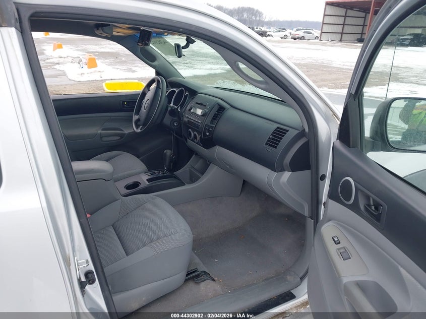 2006 Toyota Tacoma Base V6