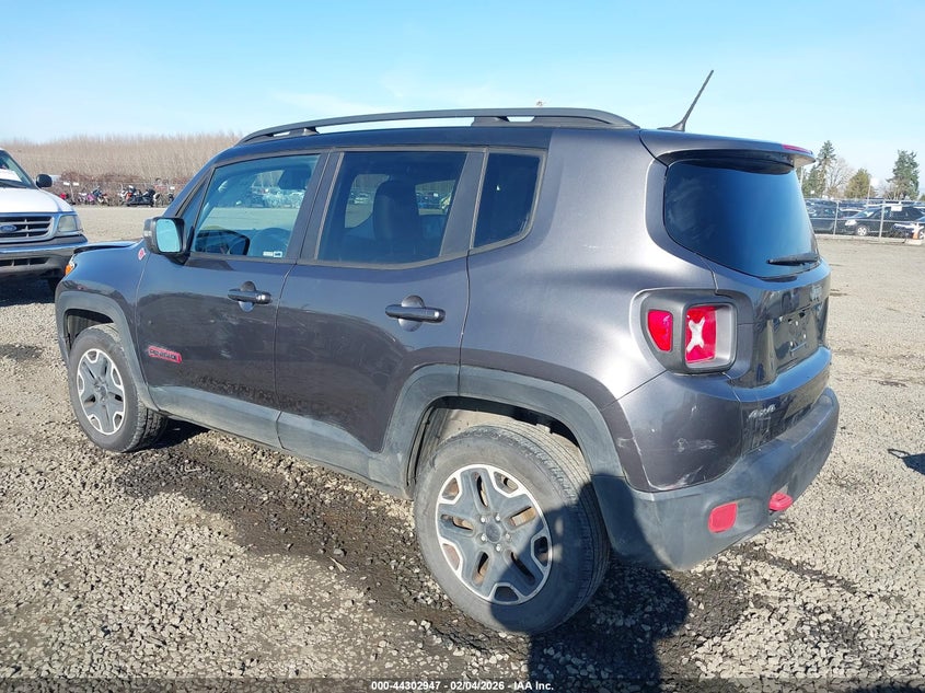 2016 Jeep Renegade Trailhawk