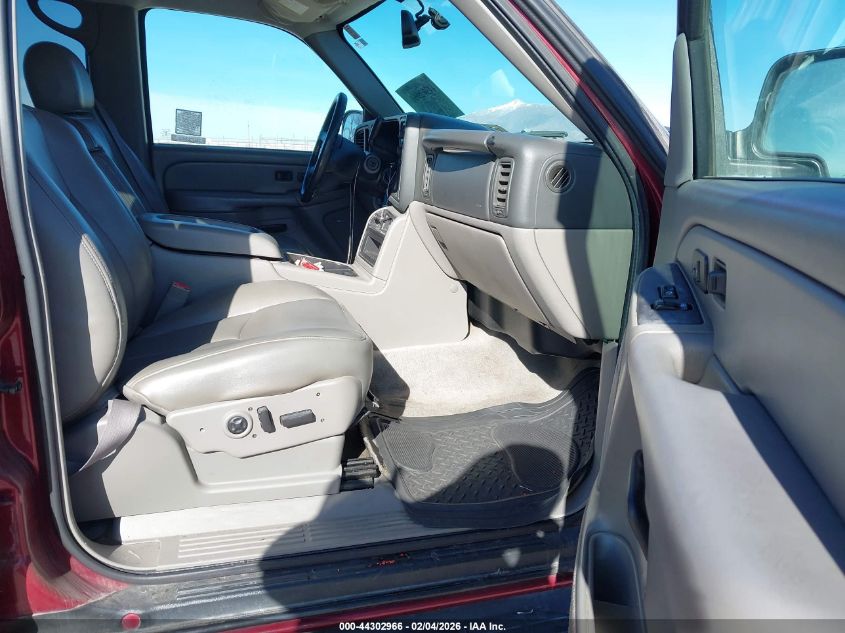 2004 Chevrolet Suburban 1500 Lt