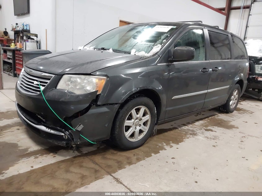 2012 Chrysler Town & Country Touring