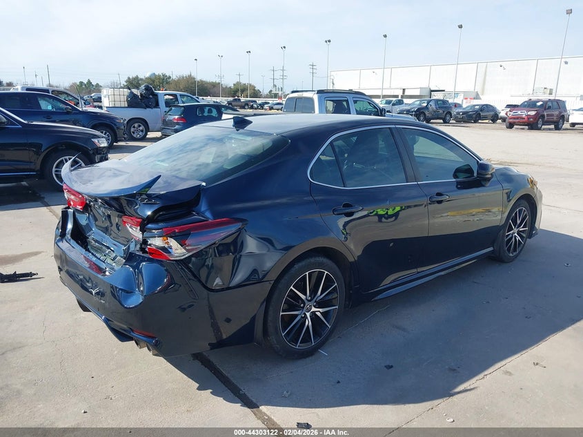 2021 Toyota Camry Se