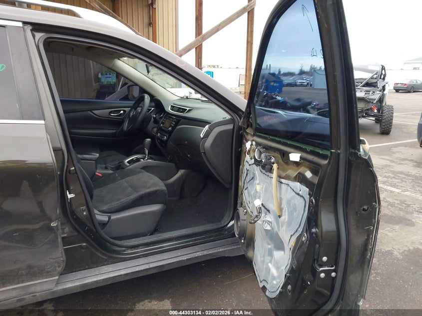 2015 Nissan Rogue Sv