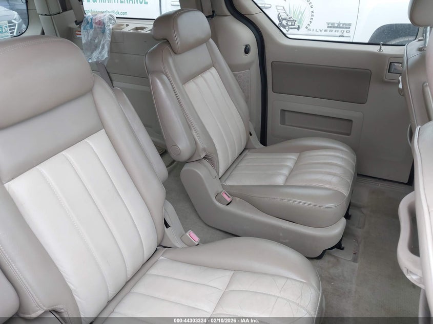 2005 Mercury Monterey Luxury VIN: 2MRDA22205BJ00790 Lot: 44303324