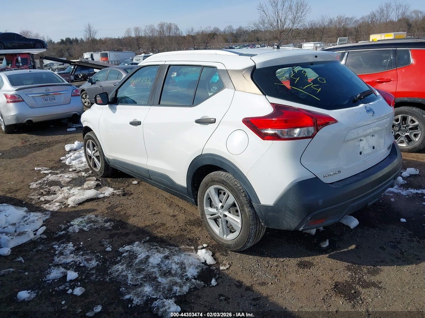 2019 Nissan Kicks S