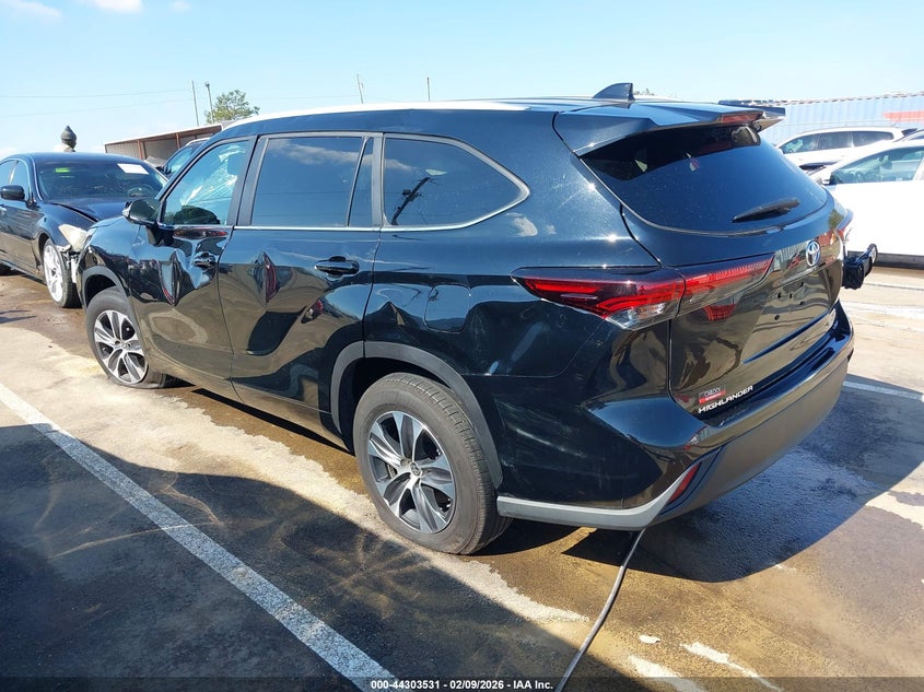 2024 Toyota Highlander Xle