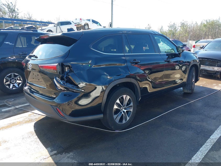 2024 Toyota Highlander Xle