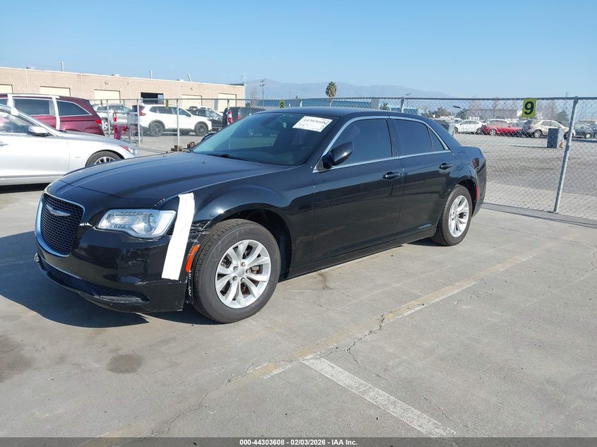 Vin: 2c3ccaag8fh931974, lot: 44799989, chrysler 300 limited 20152