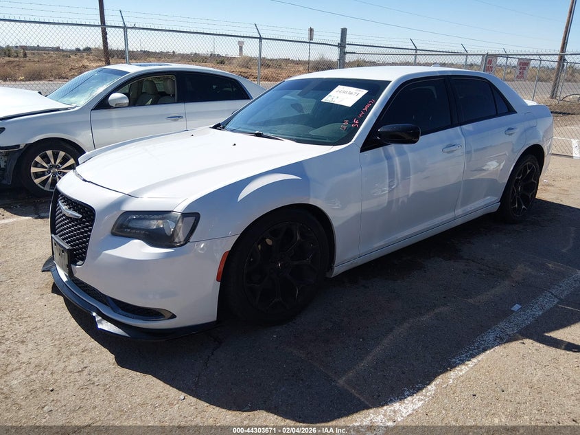 2018 Chrysler 300 Touring