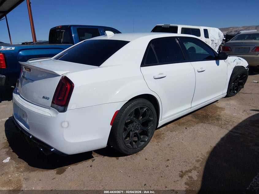 2018 Chrysler 300 Touring