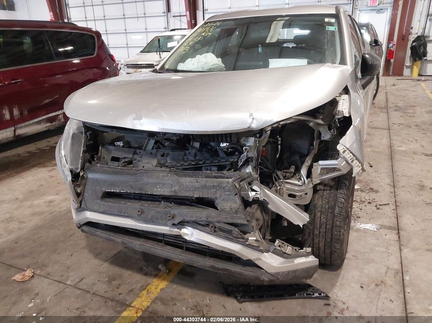2019 Mitsubishi Eclipse Cross Le VIN: JA4AT4AA4KZ046689 Lot: 44303744