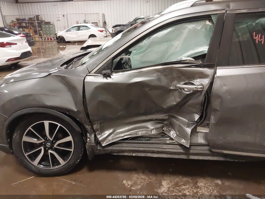 VIN 5N1AT2MV5HC759505 2017 NISSAN ROGUE S/SL/SV