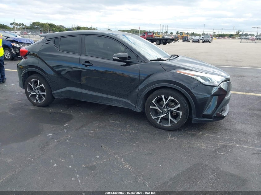 2021 Toyota C-Hr Xle
