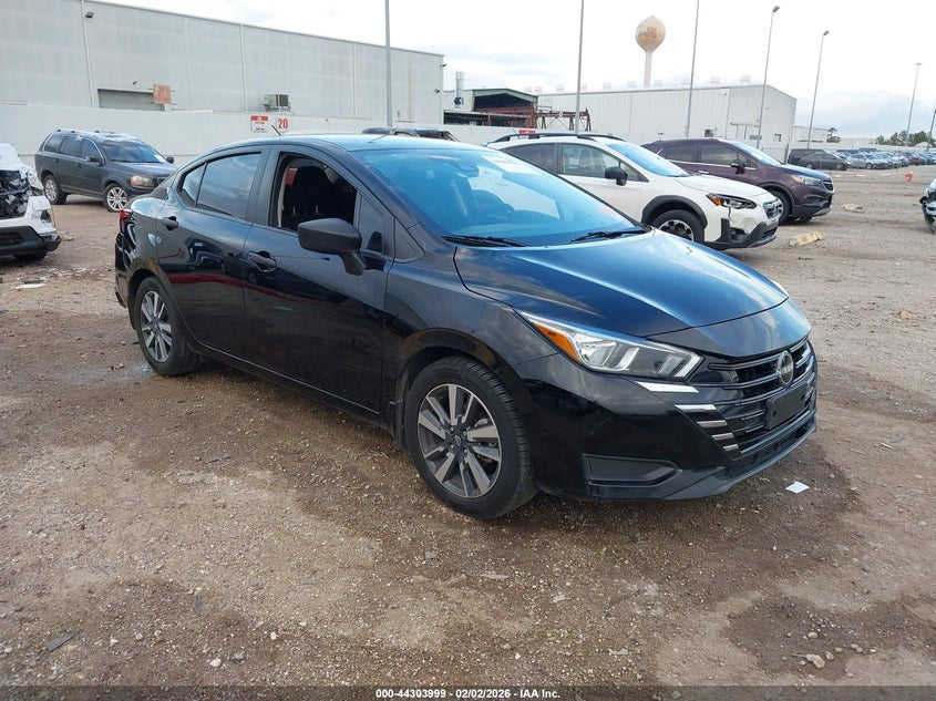 2024 Nissan Versa 1.6 S