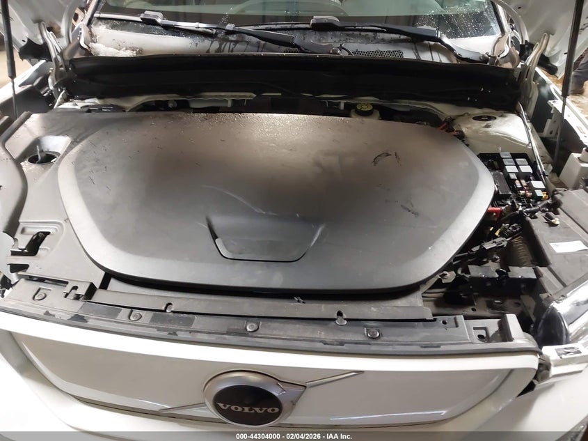 2021 Volvo Xc40 Recharge Pure Electric P8 VIN: YV4ED3UR0M2553467 Lot: 44304000