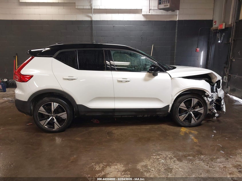 2021 Volvo Xc40 Recharge Pure Electric P8 VIN: YV4ED3UR0M2553467 Lot: 44304000